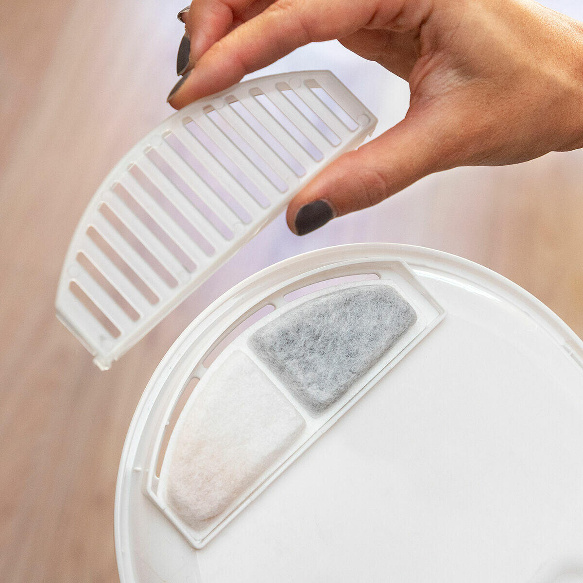 Fonte Recarrregável para Gatos com Sensor